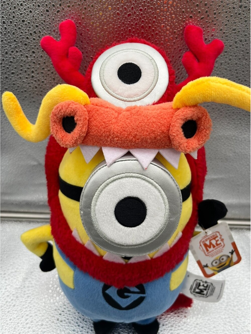 Universal Studios Minion Zodiac Dragon Plush Despicable Me 12.5" NWT - Picture 7 of 11